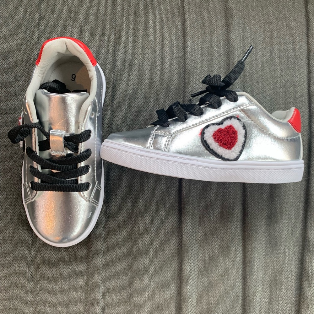 BRAND NEW - Hoo Shoes - Mya Love, Heart Lace Sneakers